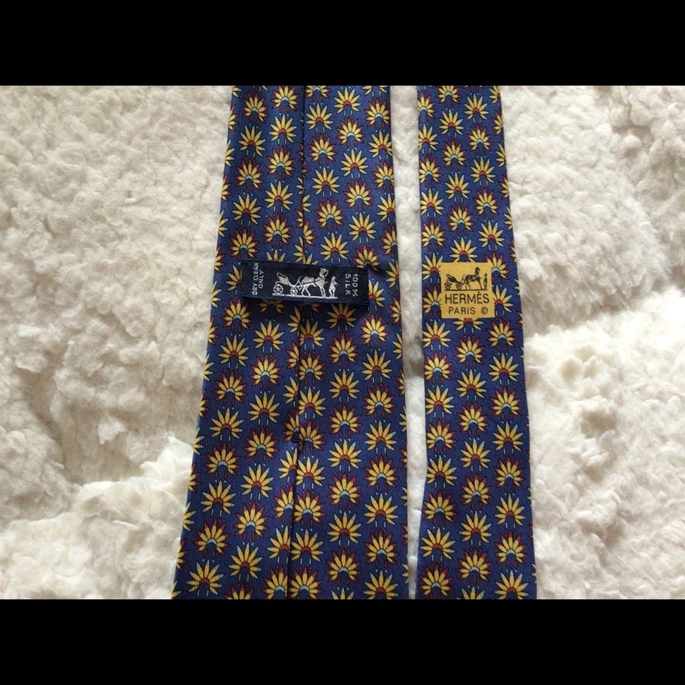 Hermes Authentic 100% Silk Soie Mens Tie Made in France 7398 PA - Picture 9 of 12